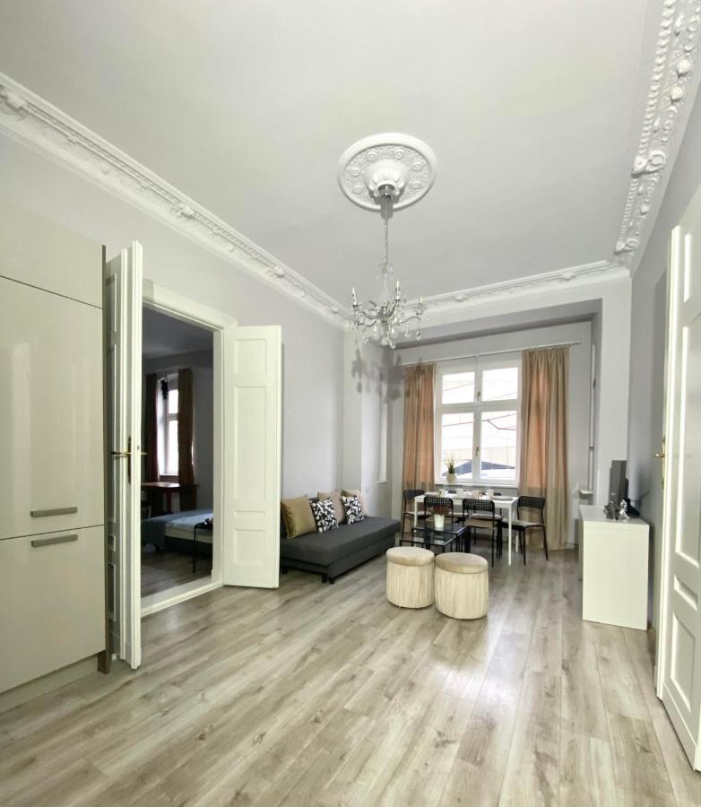 Appartamento Crystal Sw. Marcin Poznań Esterno foto
